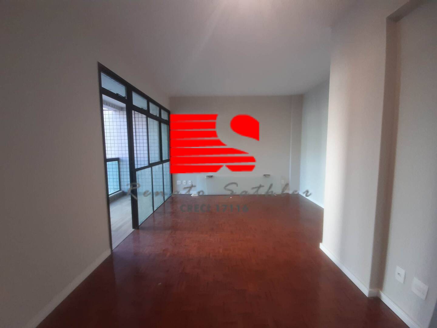 Apartamento à venda com 2 quartos, 75m² - Foto 4