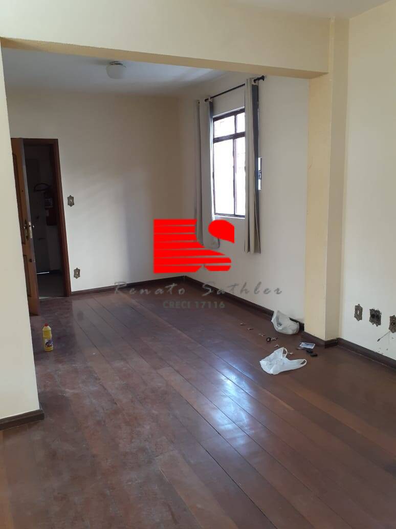 Apartamento à venda com 3 quartos, 94m² - Foto 4