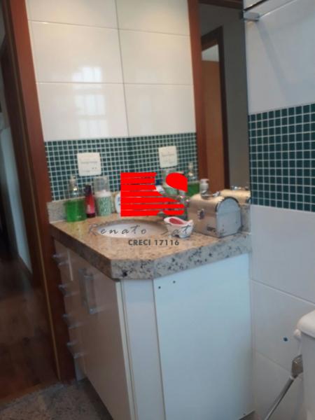 Apartamento à venda com 3 quartos, 145m² - Foto 2