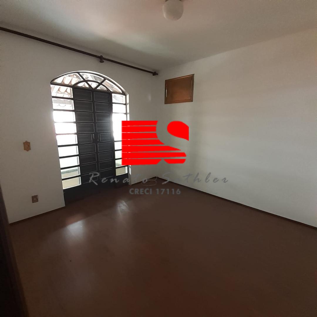 Casa à venda com 4 quartos, 344m² - Foto 13