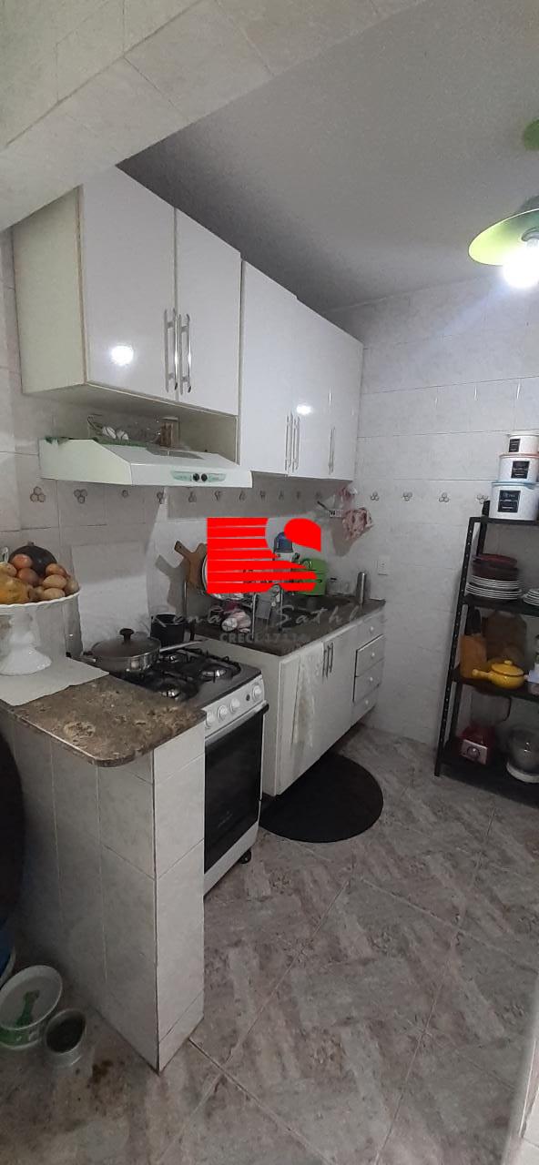 Apartamento à venda com 2 quartos, 62m² - Foto 12