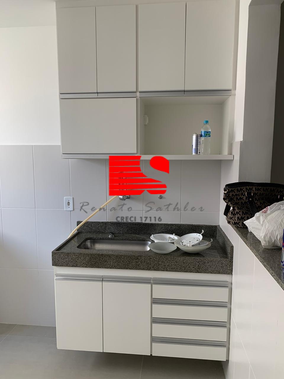 Apartamento à venda com 2 quartos, 72m² - Foto 4