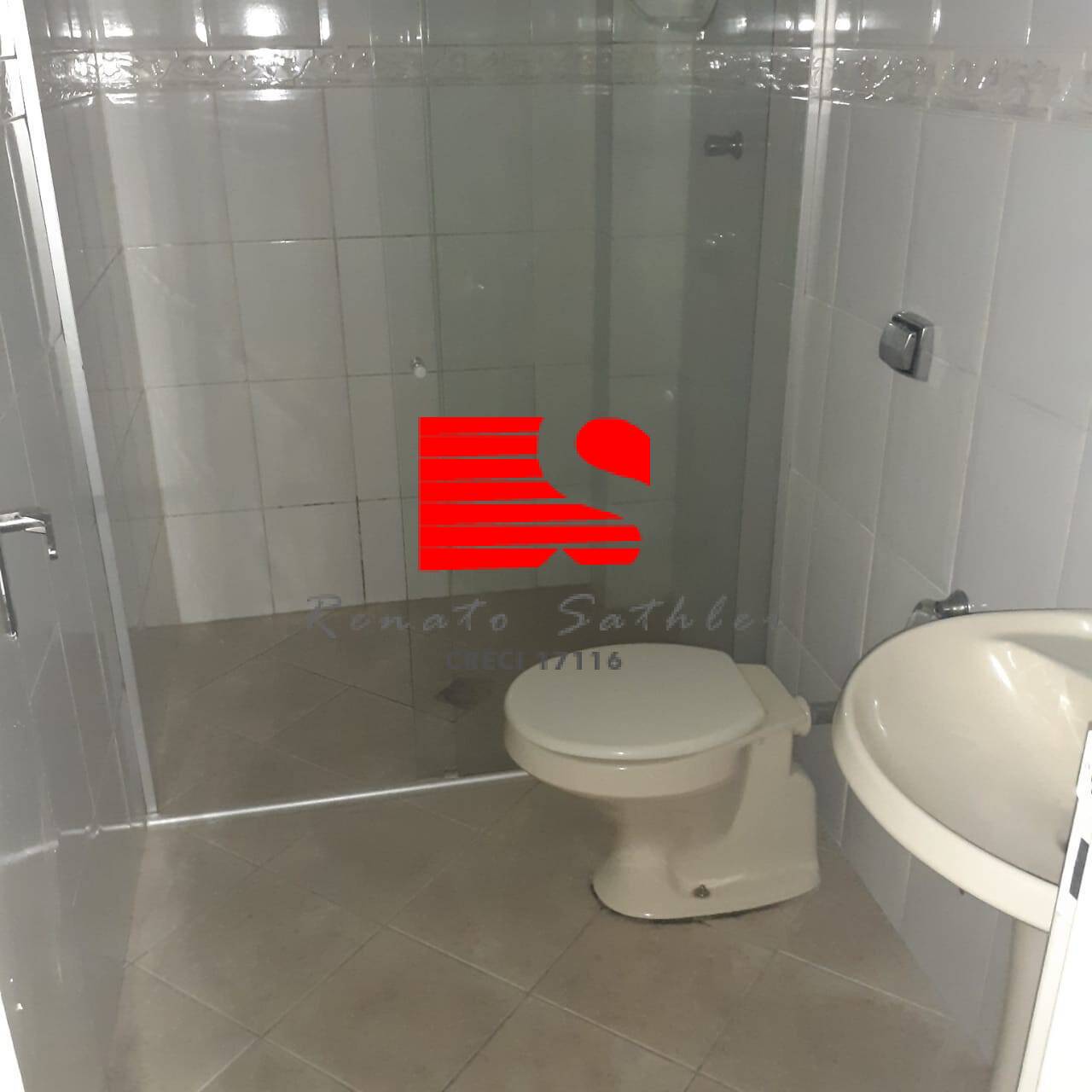 Apartamento à venda com 2 quartos, 67m² - Foto 3