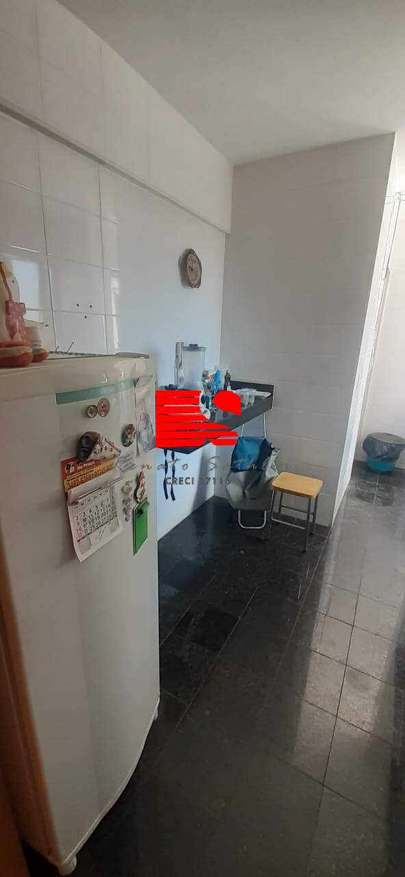 Apartamento à venda com 3 quartos, 85m² - Foto 13