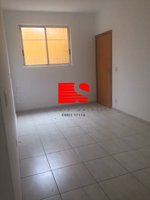 Apartamento à venda com 3 quartos, 75m² - Foto 3