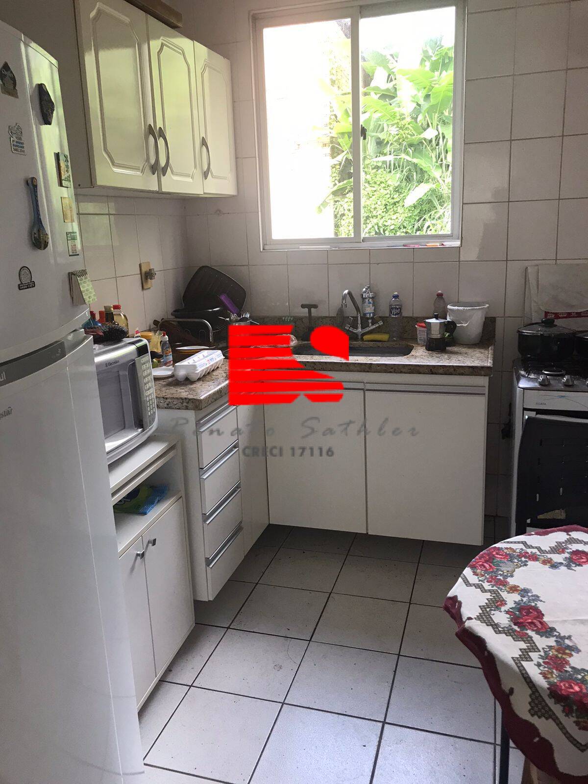 Apartamento à venda com 2 quartos, 75m² - Foto 8