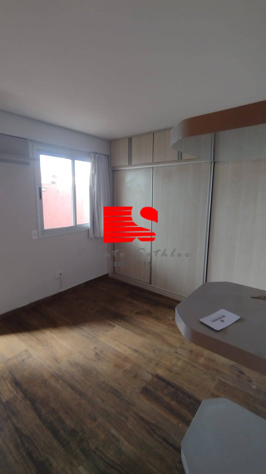 Apartamento à venda com 3 quartos, 116m² - Foto 2