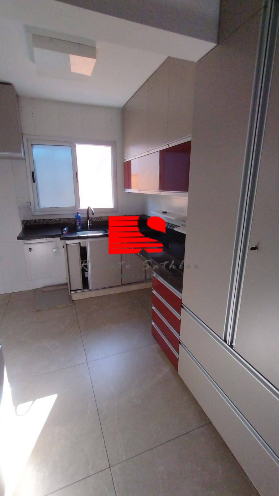 Apartamento à venda com 3 quartos, 116m² - Foto 18