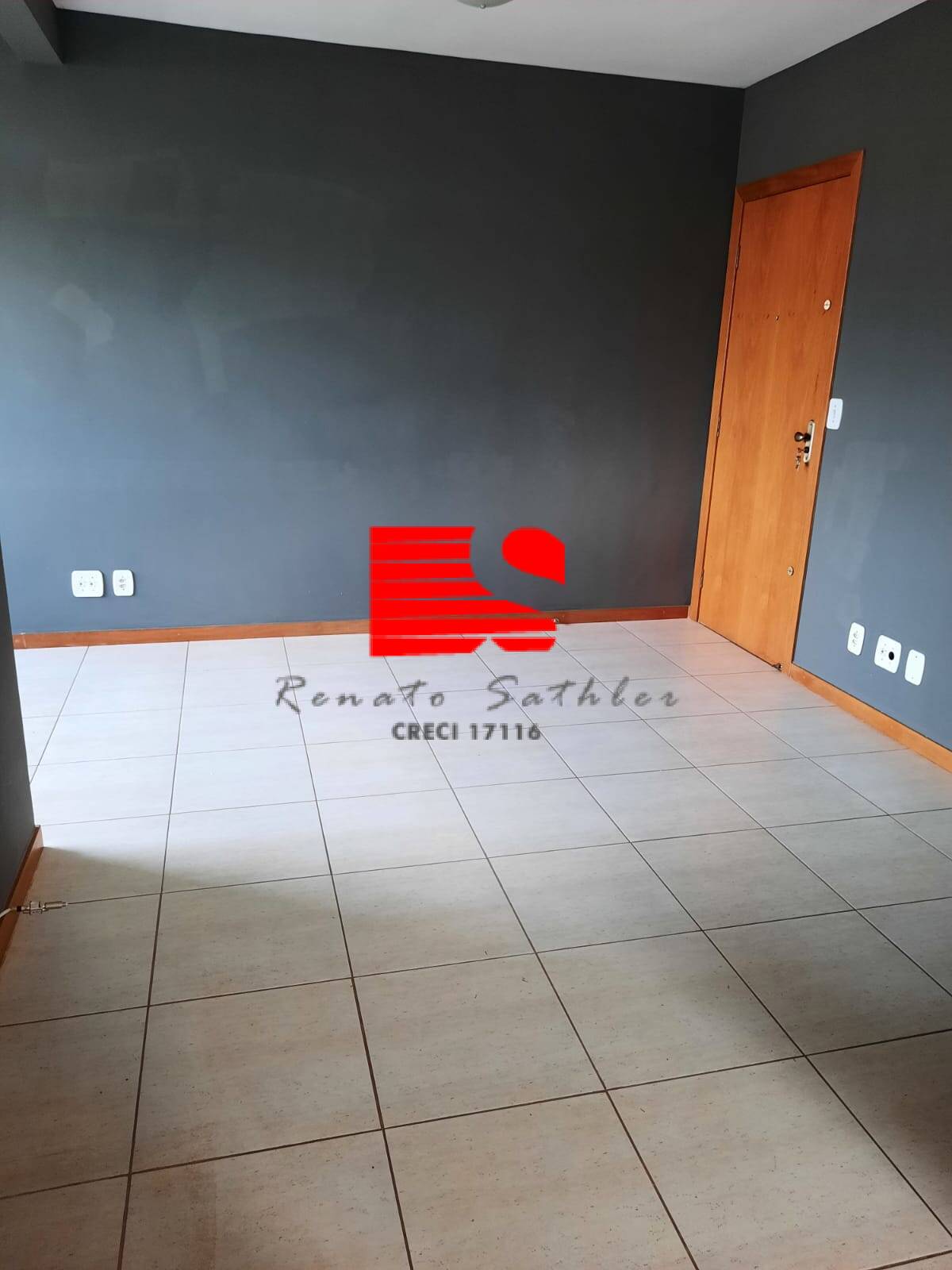 Apartamento à venda com 2 quartos, 72m² - Foto 1