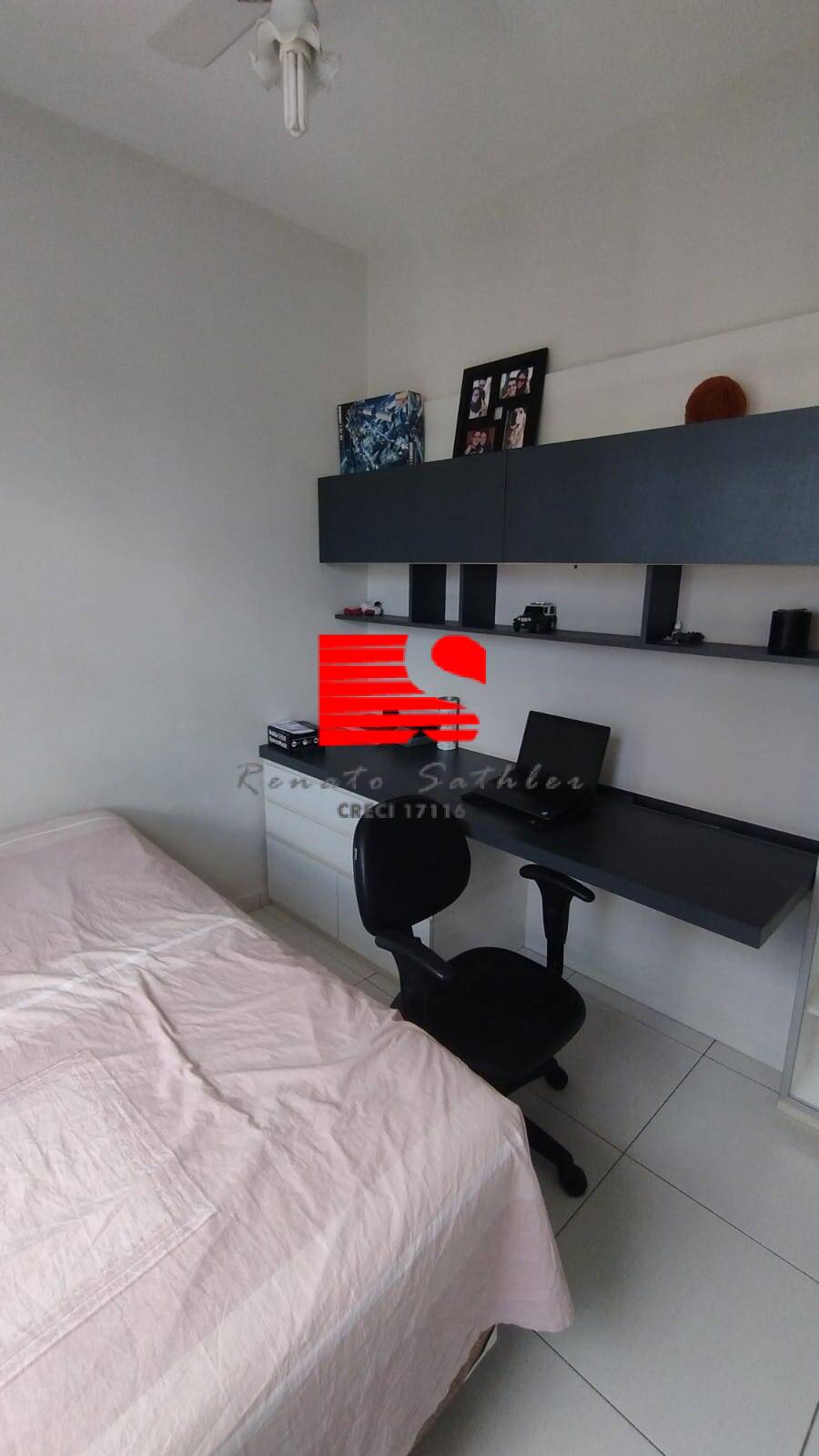 Apartamento à venda com 2 quartos, 65m² - Foto 3