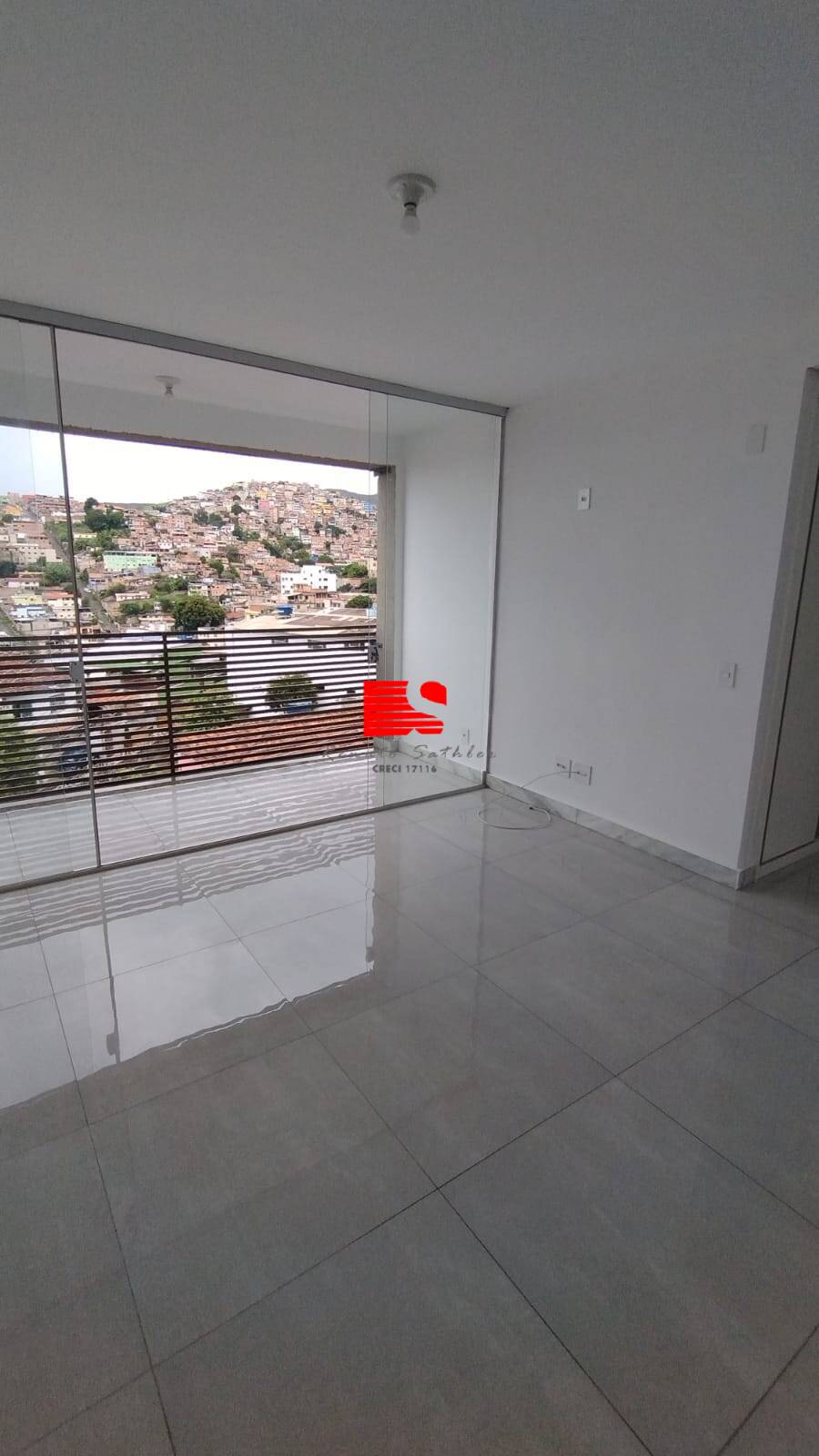 Apartamento à venda com 2 quartos, 68m² - Foto 1