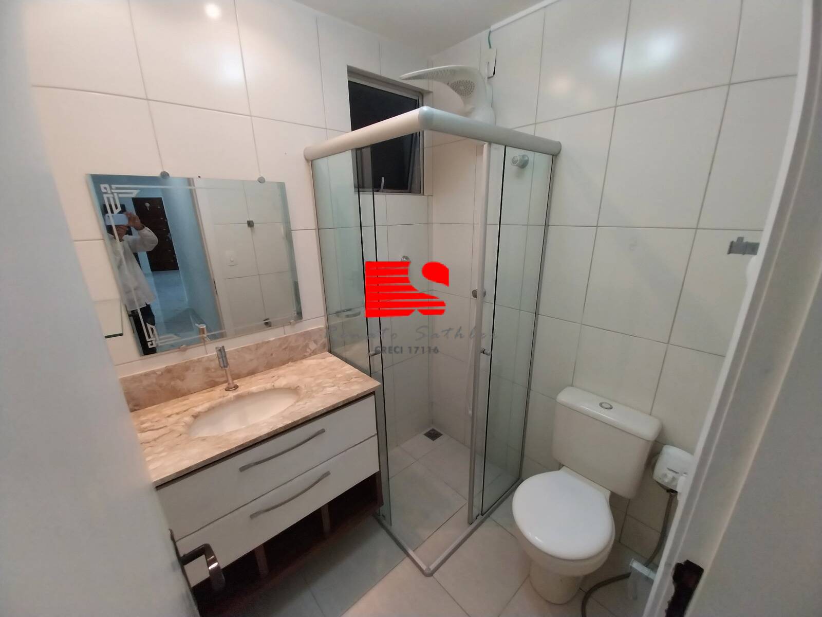 Apartamento à venda com 3 quartos, 150m² - Foto 4