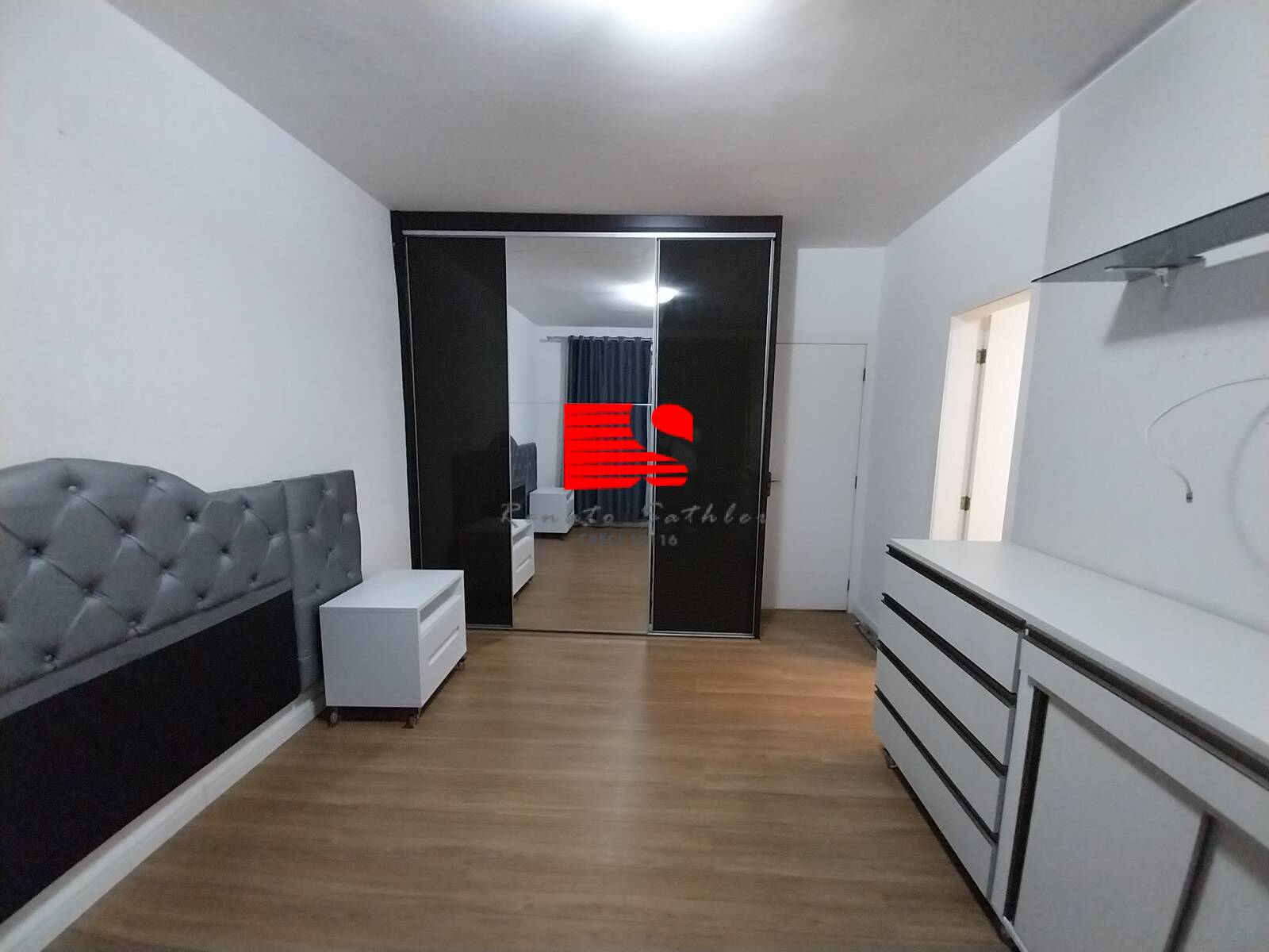 Apartamento à venda com 3 quartos, 150m² - Foto 5