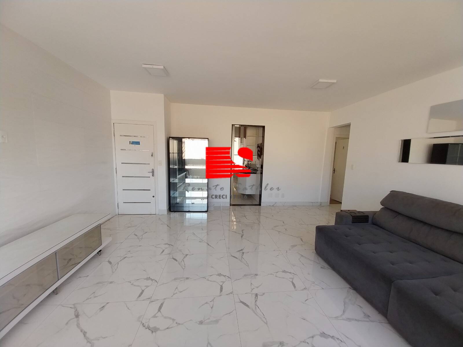 Apartamento à venda com 3 quartos, 150m² - Foto 7