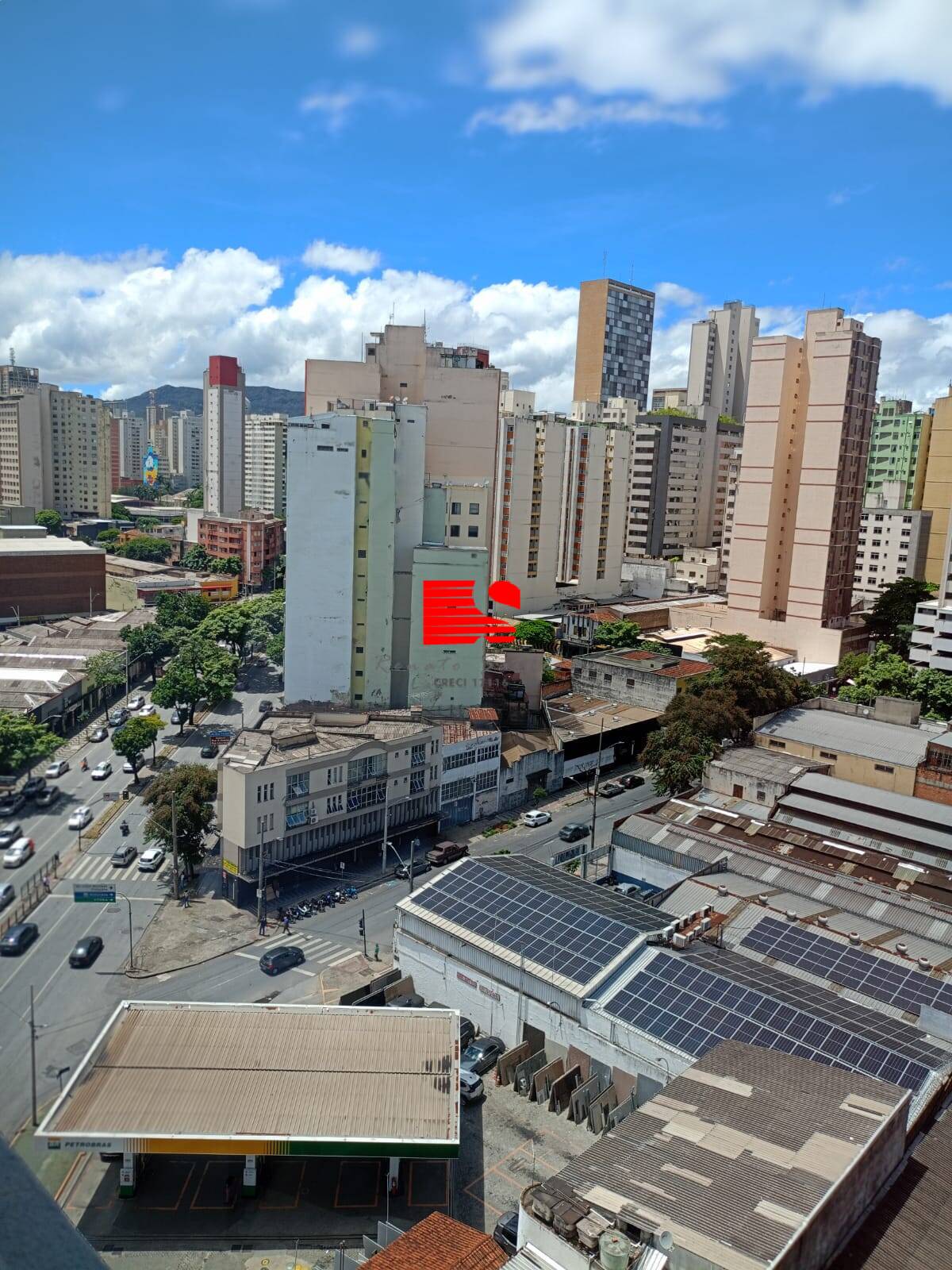 Apartamento à venda com 3 quartos, 100m² - Foto 1