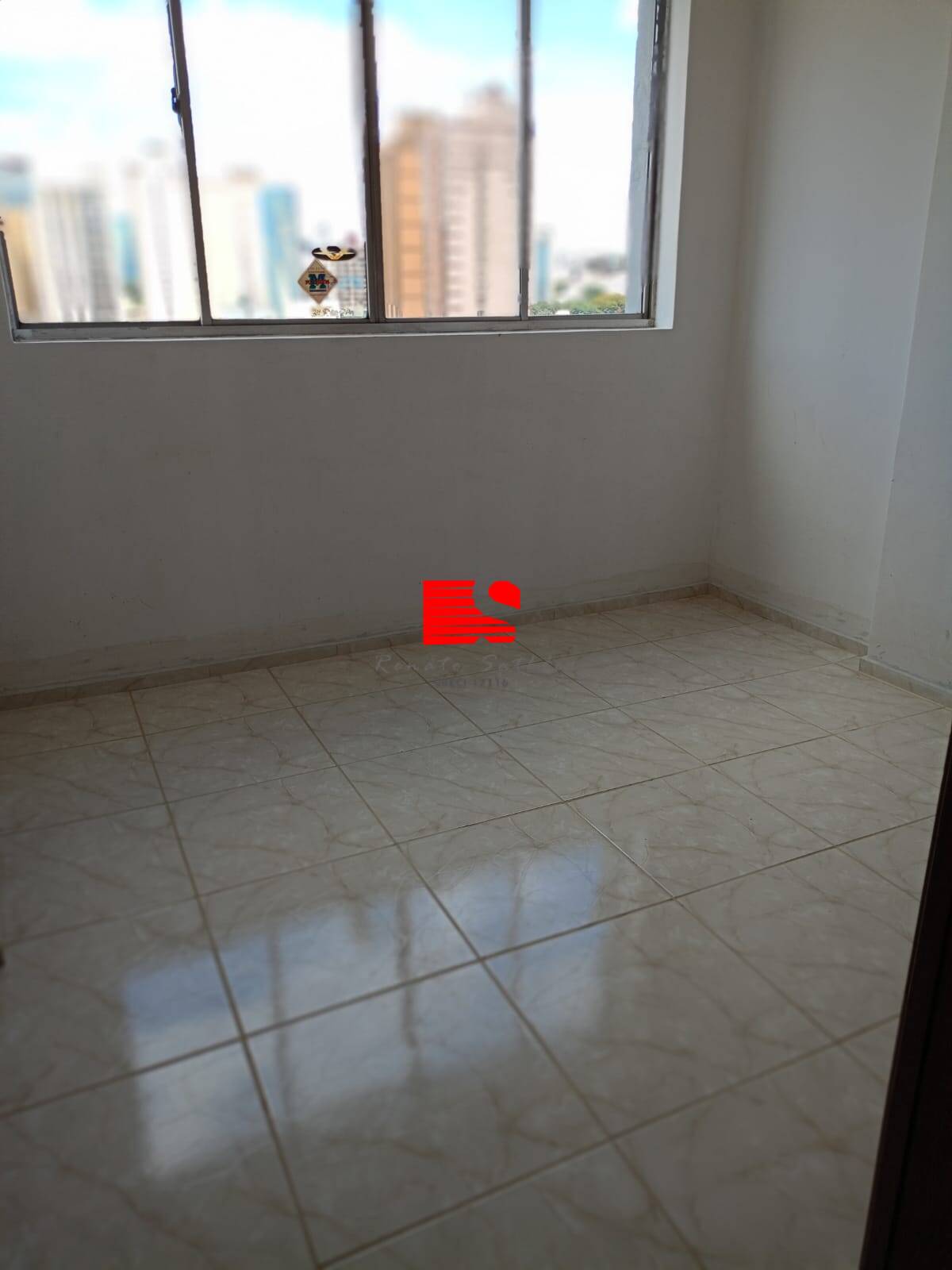 Apartamento à venda com 3 quartos, 100m² - Foto 4