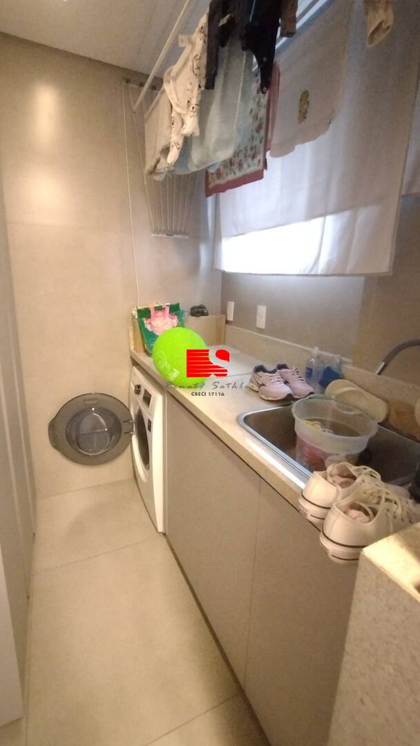 Apartamento à venda com 3 quartos, 95m² - Foto 2