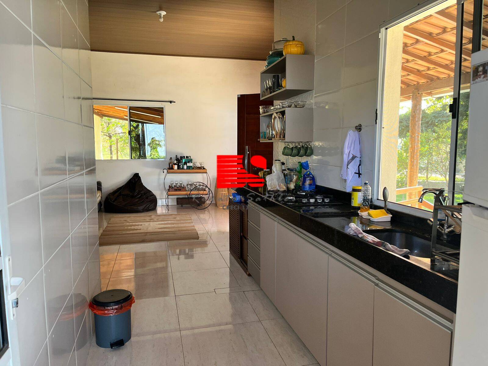 Casa de Condomínio à venda com 3 quartos, 400m² - Foto 12