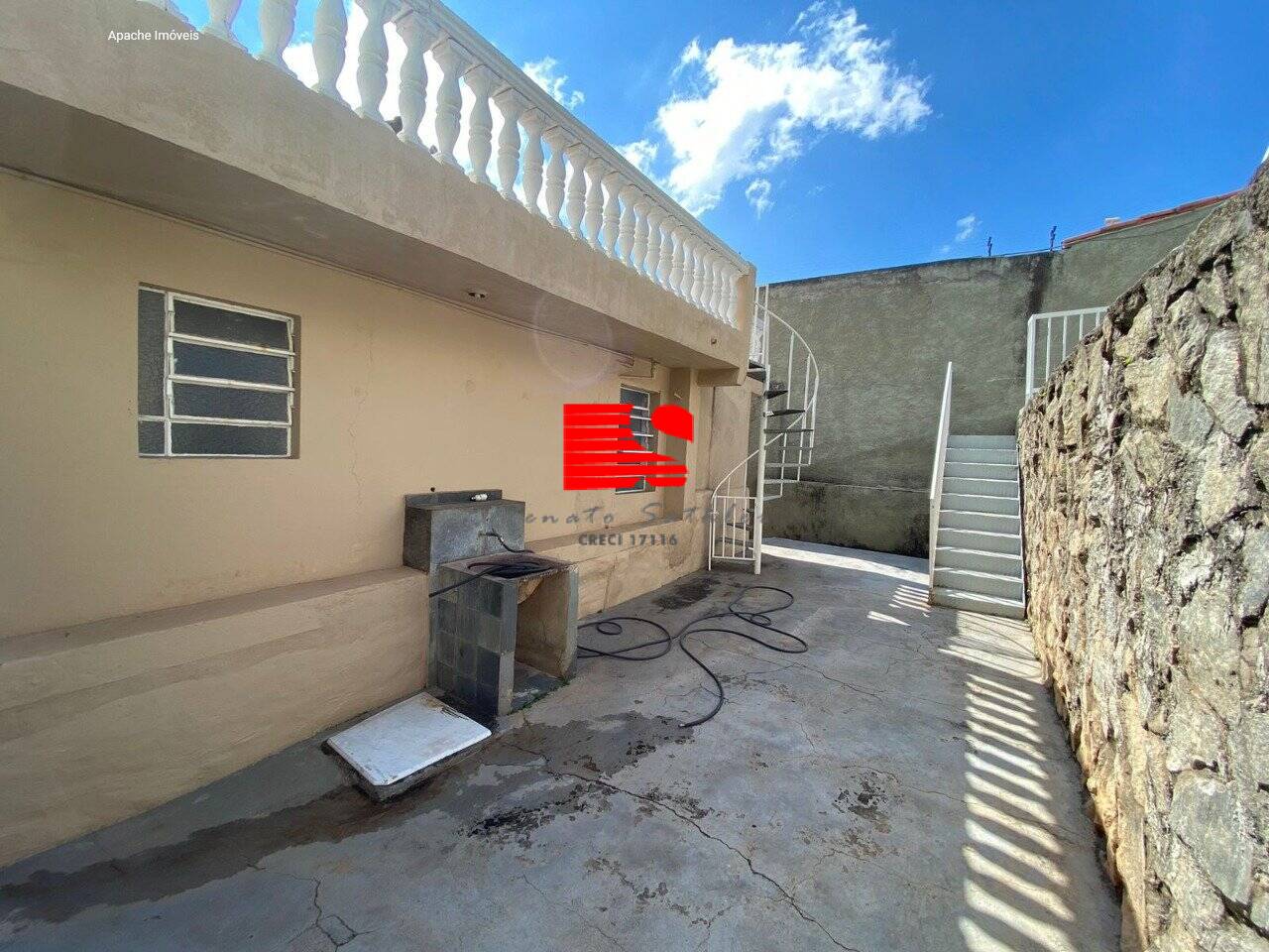 Casa para alugar com 3 quartos, 200m² - Foto 15