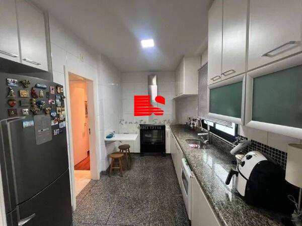 Apartamento à venda com 3 quartos, 152m² - Foto 9