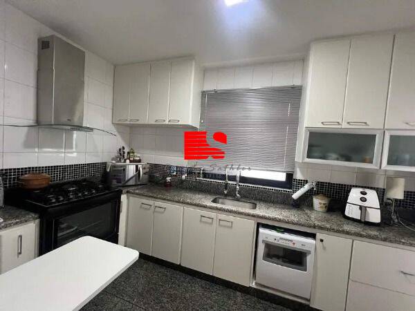 Apartamento à venda com 3 quartos, 152m² - Foto 10