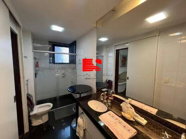 Apartamento à venda com 3 quartos, 152m² - Foto 13