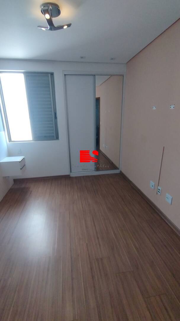 Apartamento para alugar com 3 quartos, 95m² - Foto 8