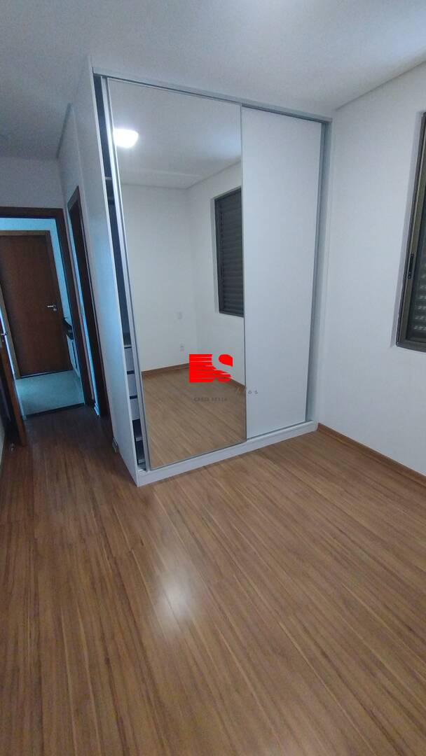 Apartamento para alugar com 3 quartos, 95m² - Foto 12