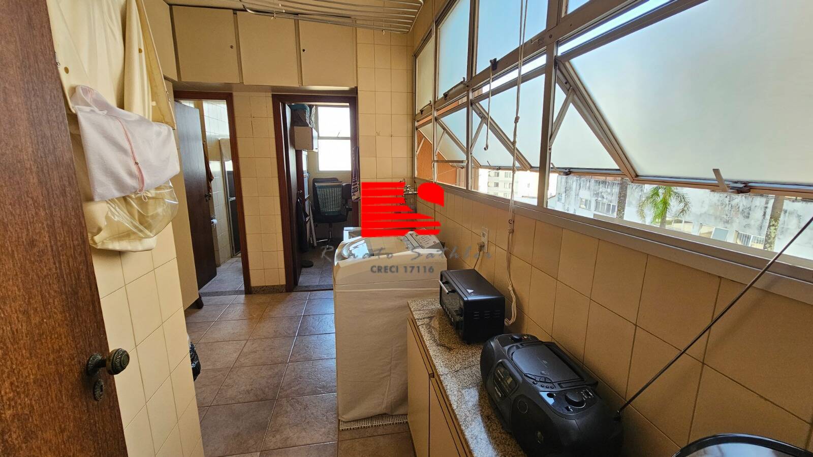 Apartamento à venda com 4 quartos, 140m² - Foto 12