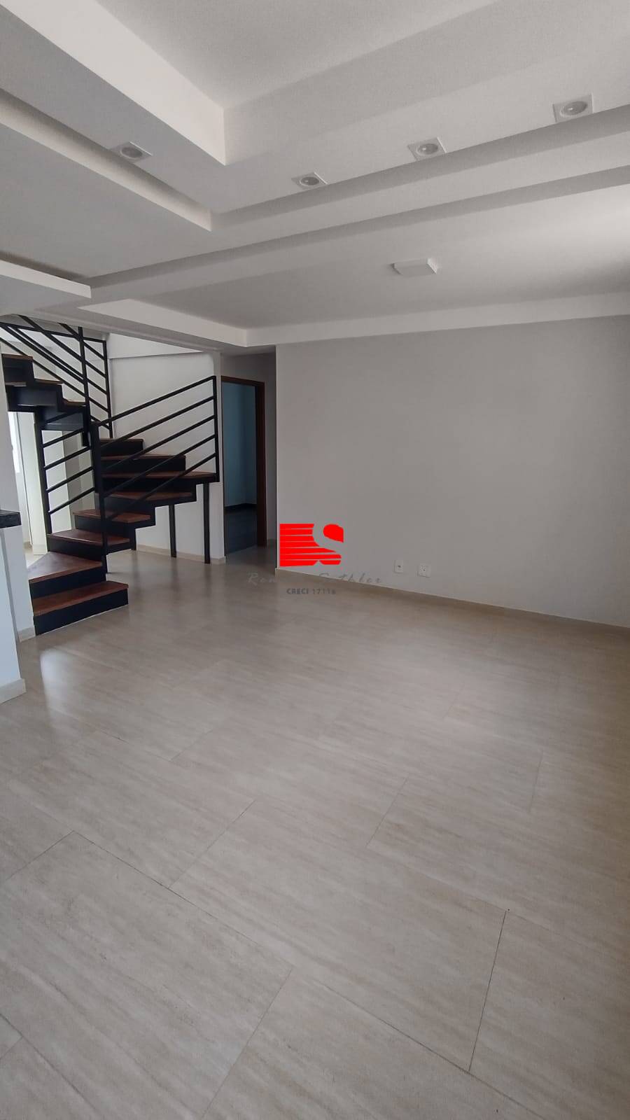 Cobertura à venda e aluguel com 2 quartos, 160m² - Foto 1