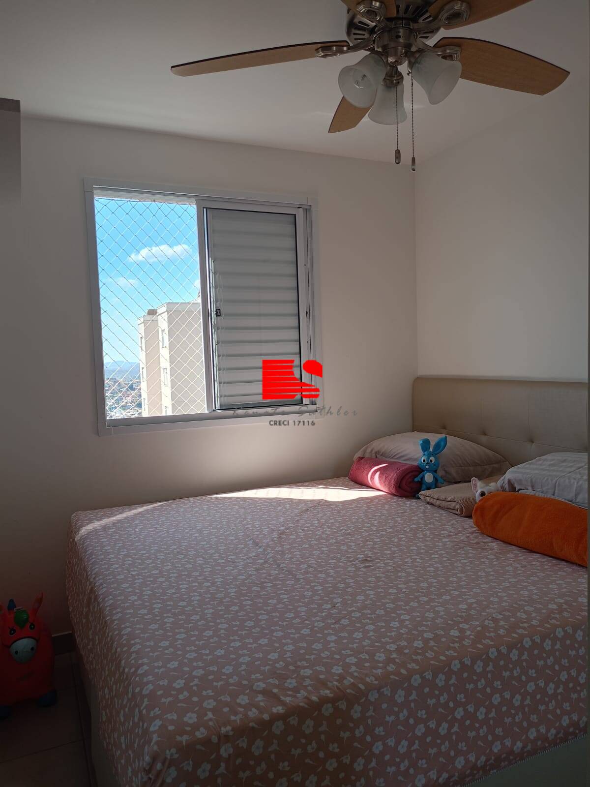 Apartamento à venda com 2 quartos, 60m² - Foto 4