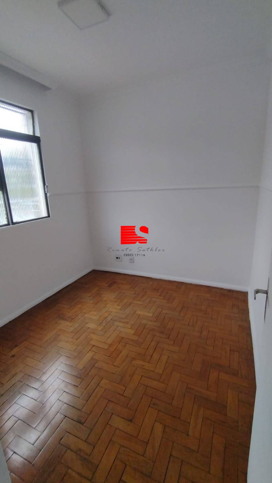 Apartamento para alugar com 2 quartos, 65m² - Foto 4