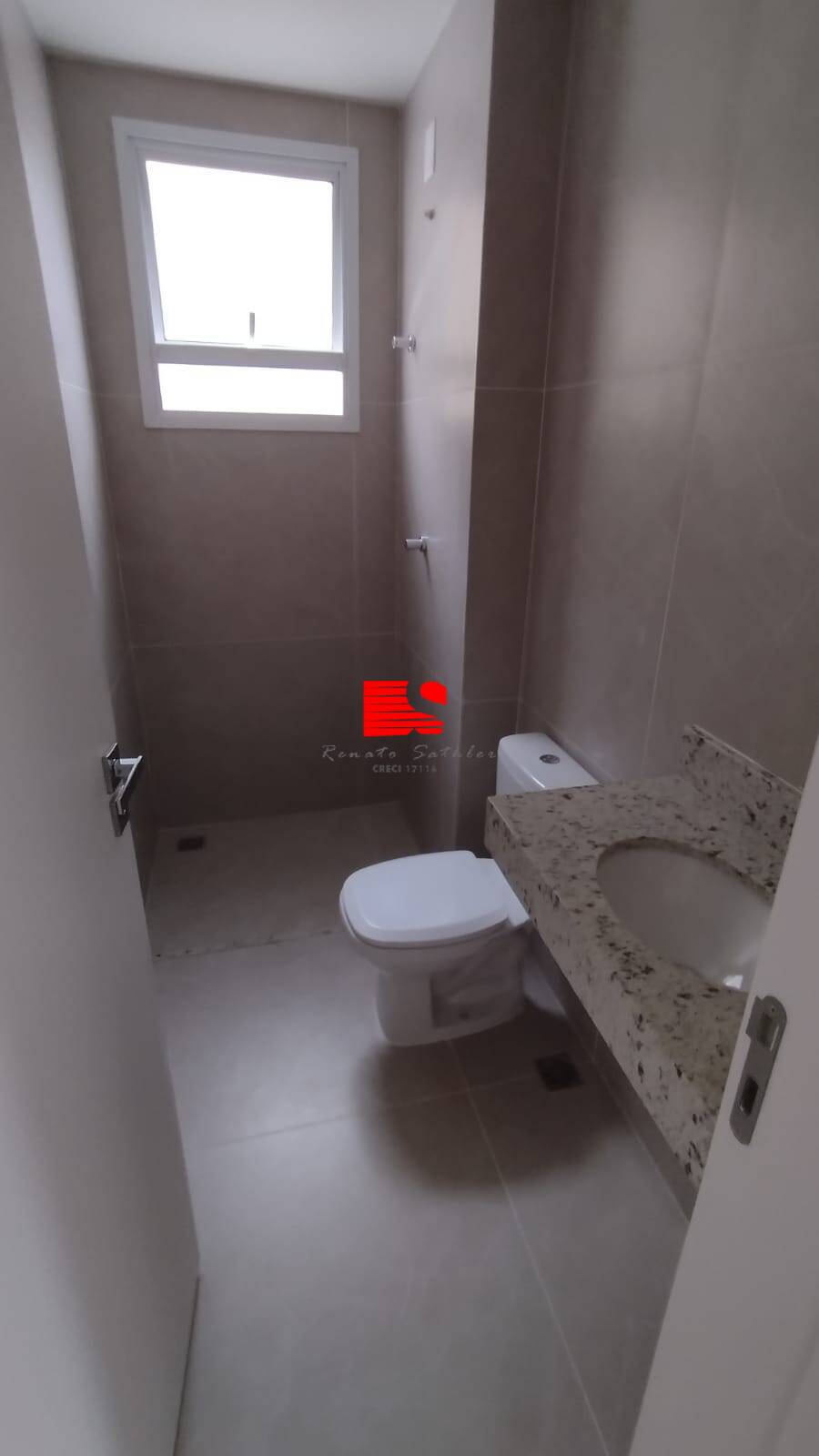 Apartamento à venda com 2 quartos, 70m² - Foto 5