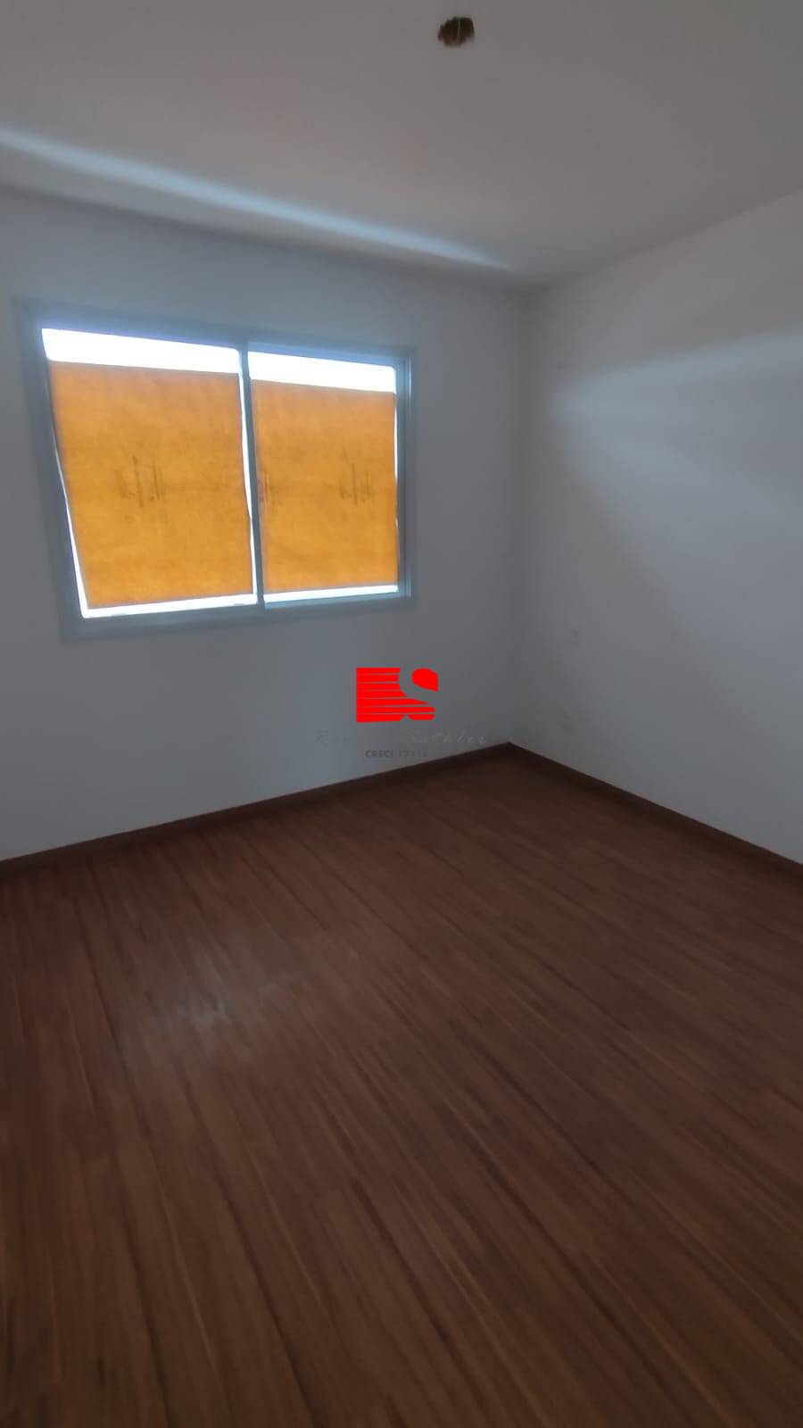 Apartamento à venda com 2 quartos, 70m² - Foto 4