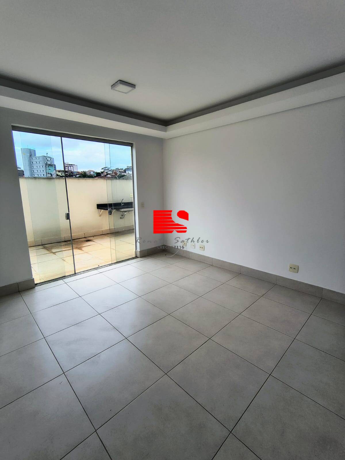 Apartamento à venda com 2 quartos, 102m² - Foto 1